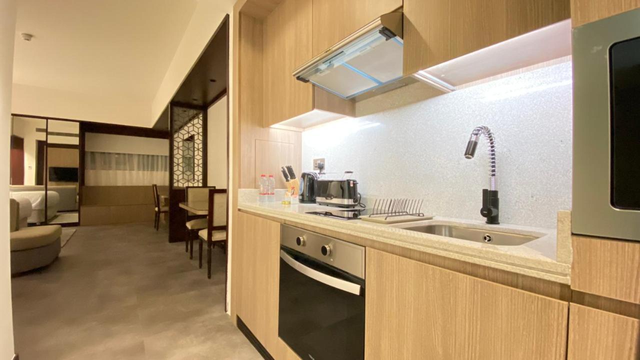 Sitara Hotel Apartment Dubai Buitenkant foto