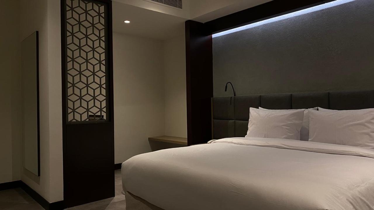 Sitara Hotel Apartment Dubai Buitenkant foto