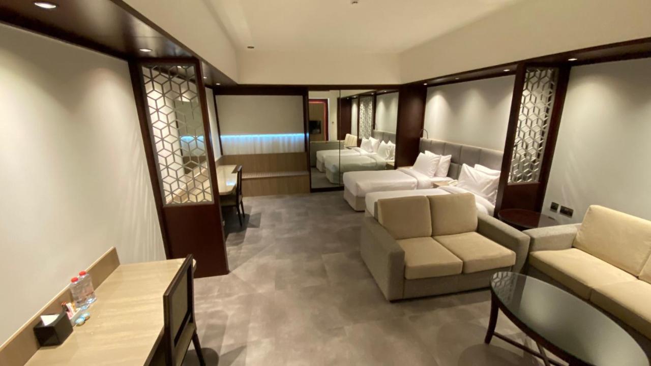 Sitara Hotel Apartment Dubai Buitenkant foto