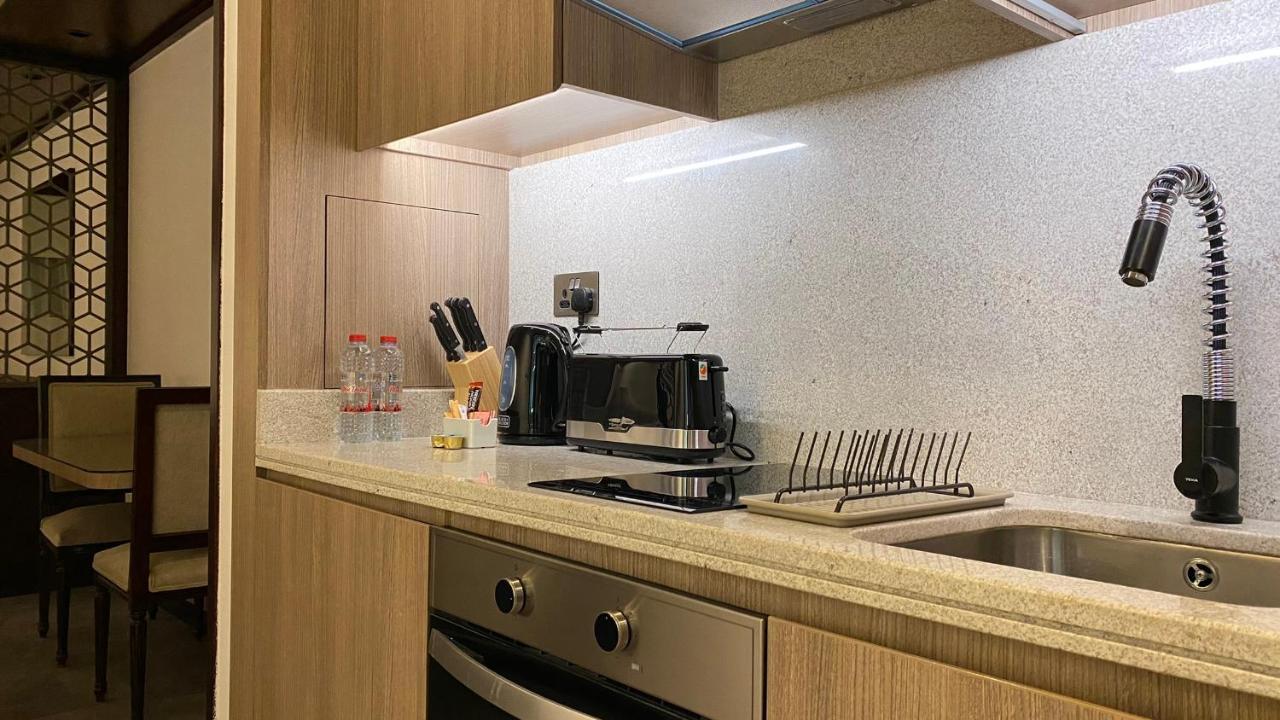 Sitara Hotel Apartment Dubai Buitenkant foto