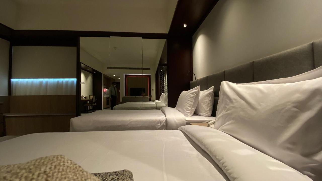 Sitara Hotel Apartment Dubai Buitenkant foto