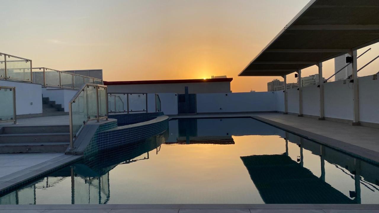 Sitara Hotel Apartment Dubai Buitenkant foto