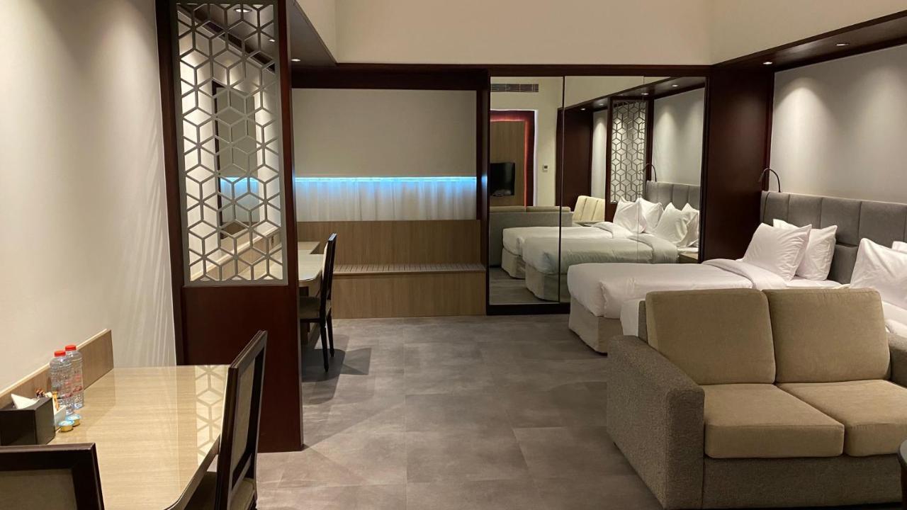 Sitara Hotel Apartment Dubai Buitenkant foto