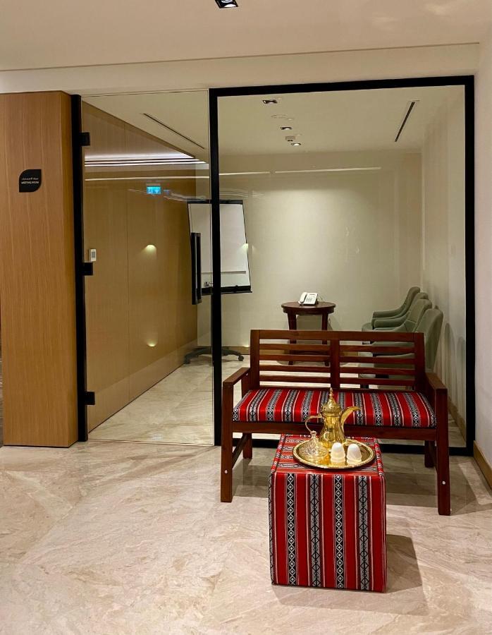 Sitara Hotel Apartment Dubai Buitenkant foto