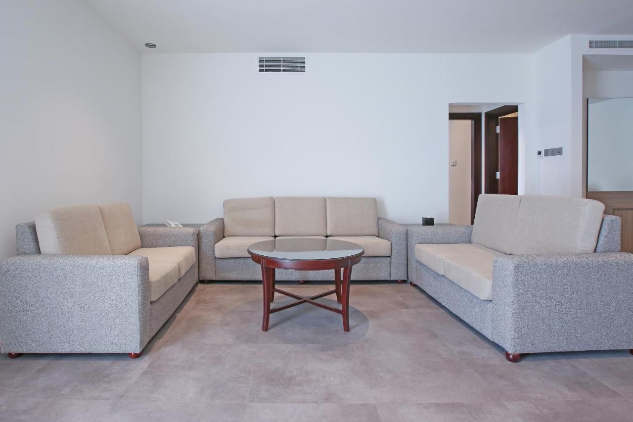 Sitara Hotel Apartment Dubai Buitenkant foto