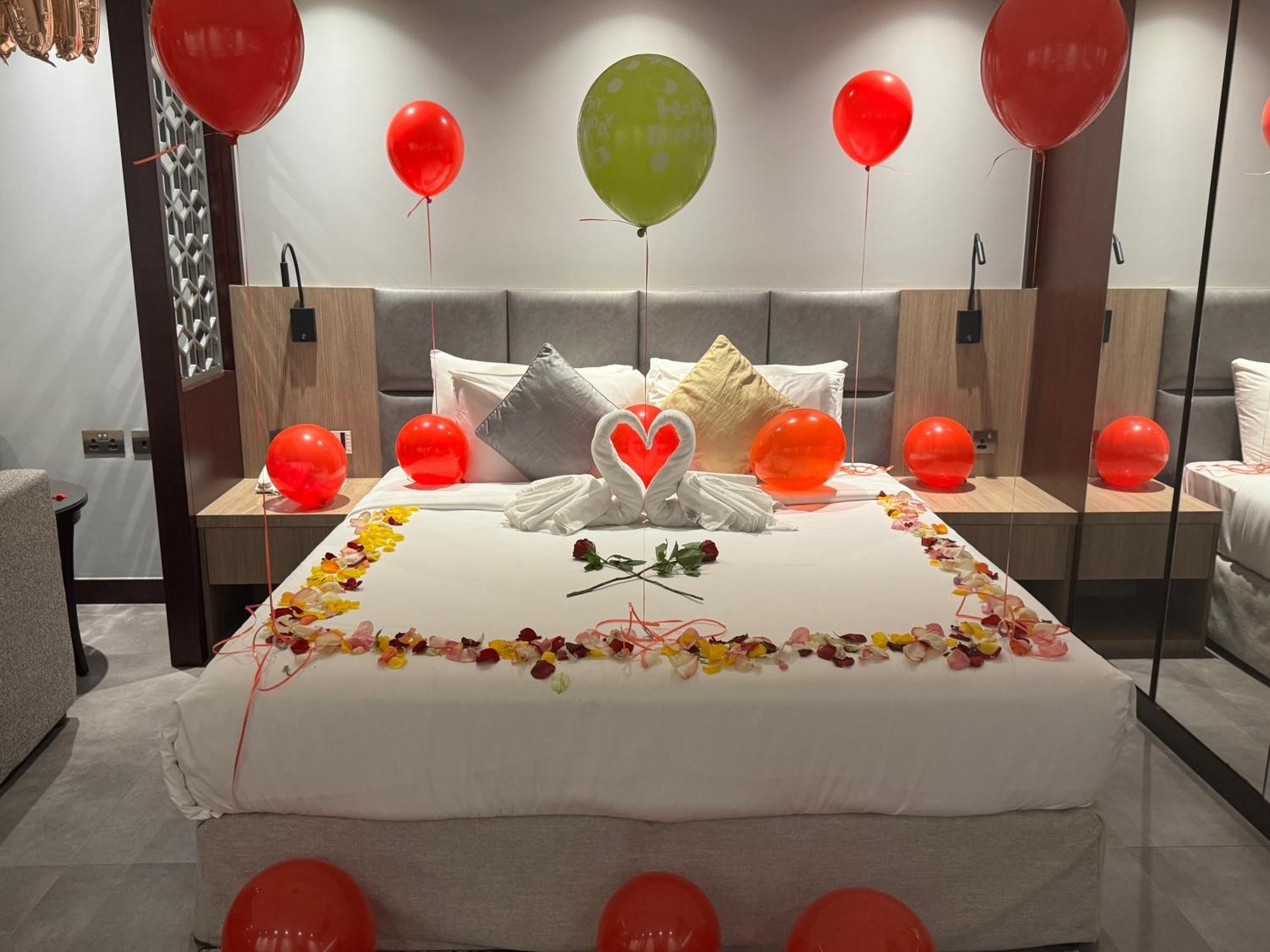 Sitara Hotel Apartment Dubai Buitenkant foto